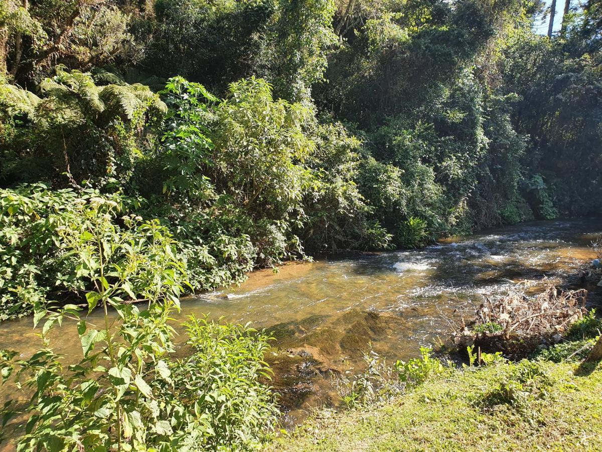 Emporio Reserva Da Serra - Opcoes De Chales E Hidromassagem Кампус-ду-Жордау Экстерьер фото
