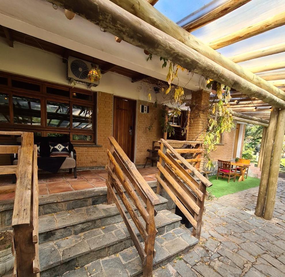 Emporio Reserva Da Serra - Opcoes De Chales E Hidromassagem Кампус-ду-Жордау Экстерьер фото